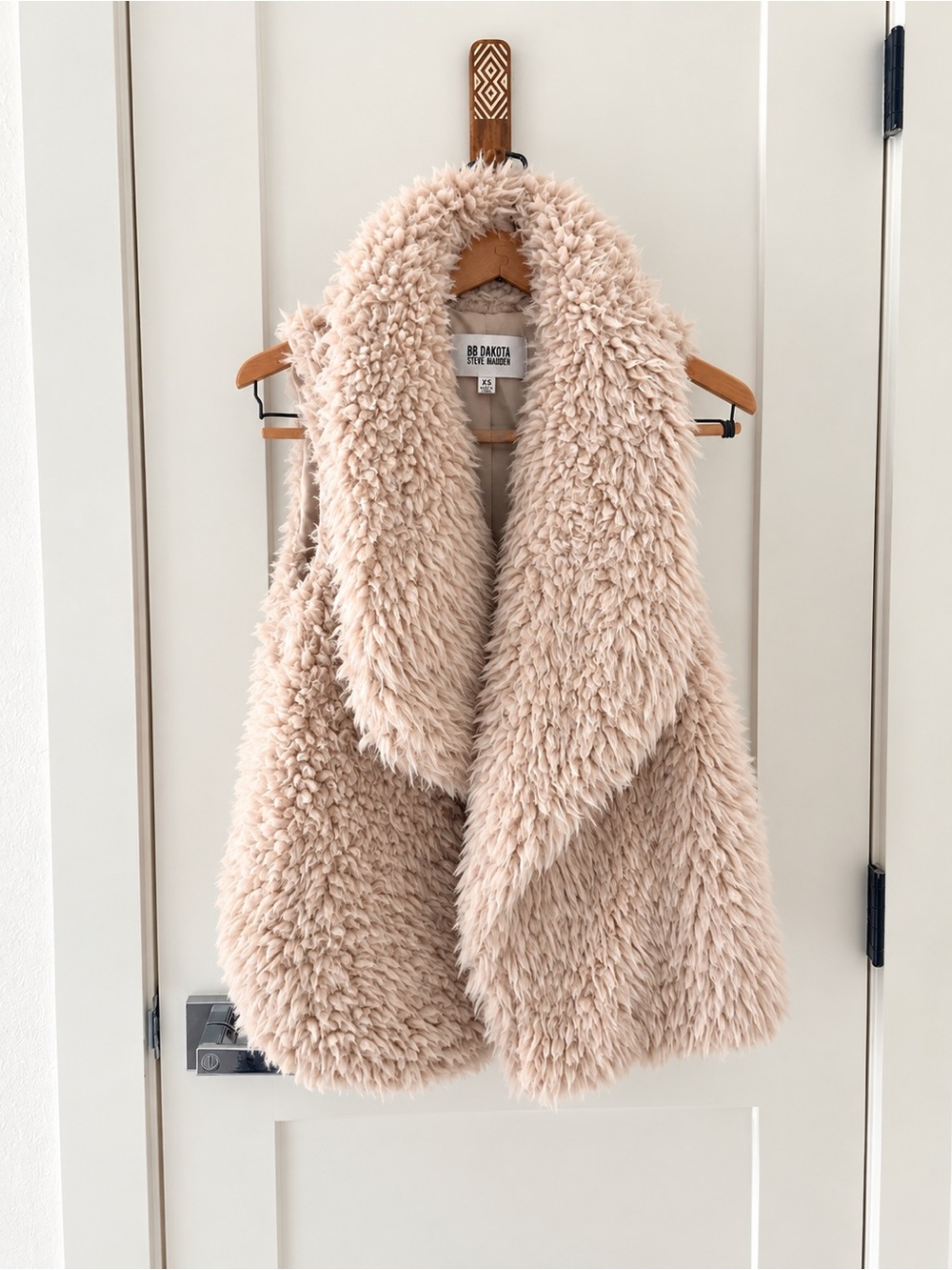 BB Dakota by Steve Madden Teddy Faux Fur Vest Oatmeal XS